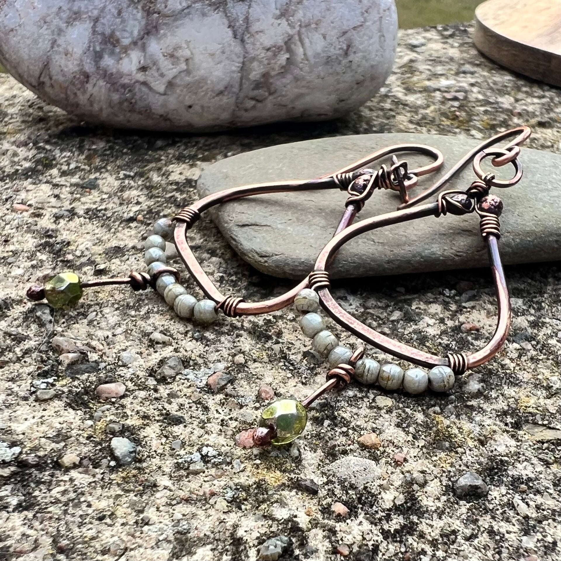 Hoop & Drop - Lysdråbe Unik og håndlavet øreringe