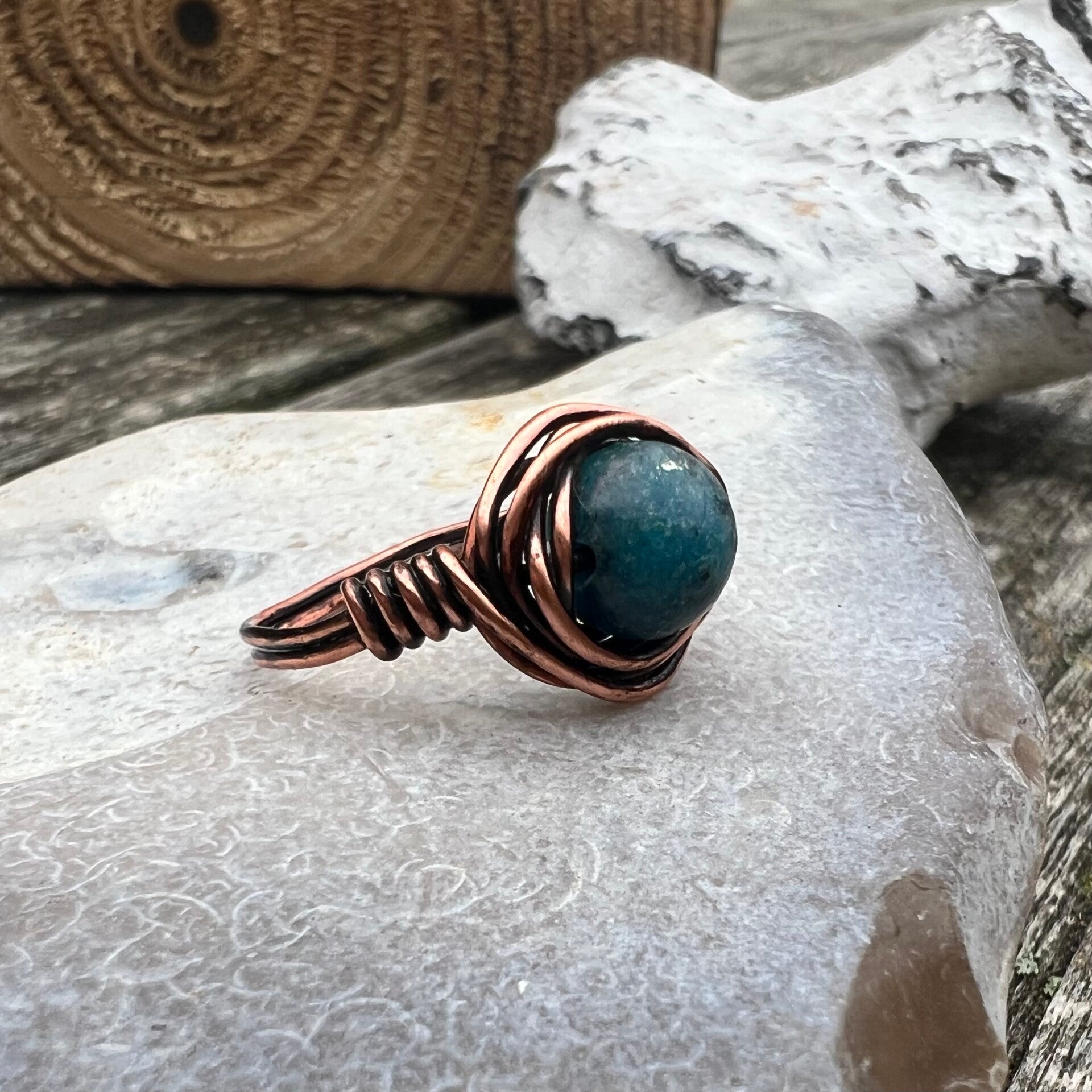 Ironroot - Freja Unik håndlavet ring Dolomite