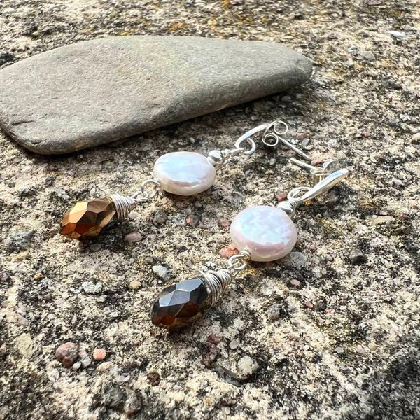 Ferskvandsperle og dråbe i sølv