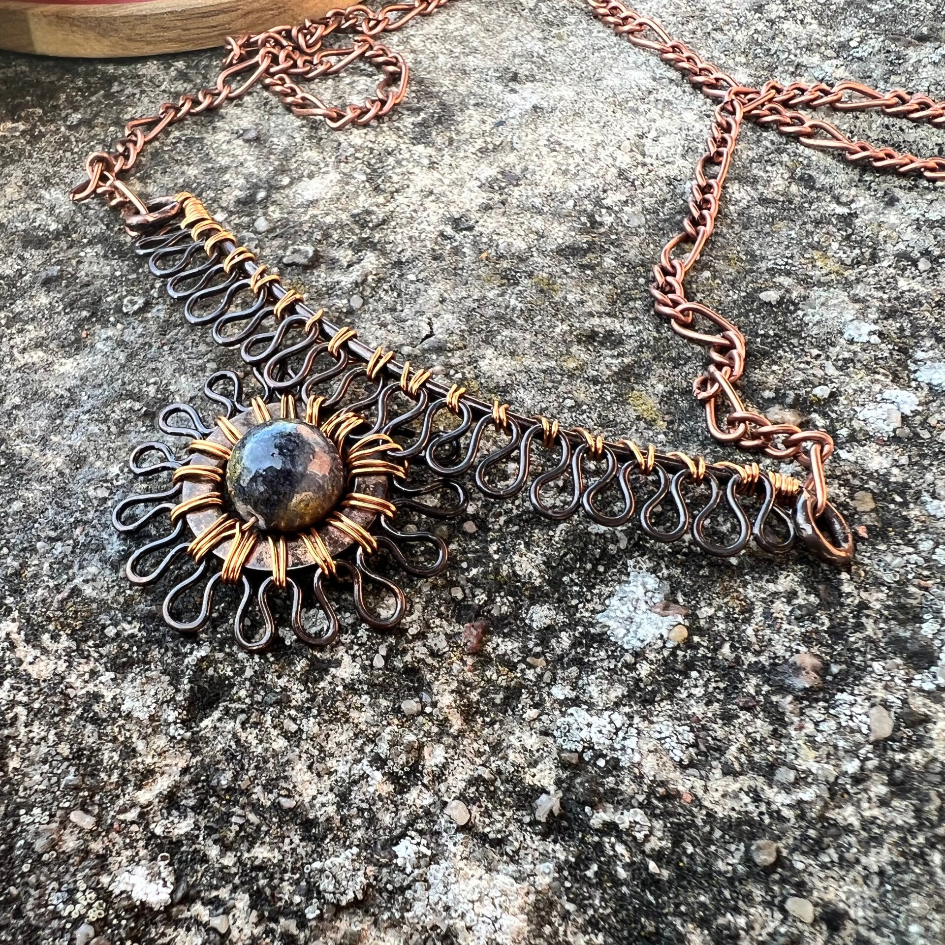 Nordica - Idunn Unik halskæde i kobber og Jade