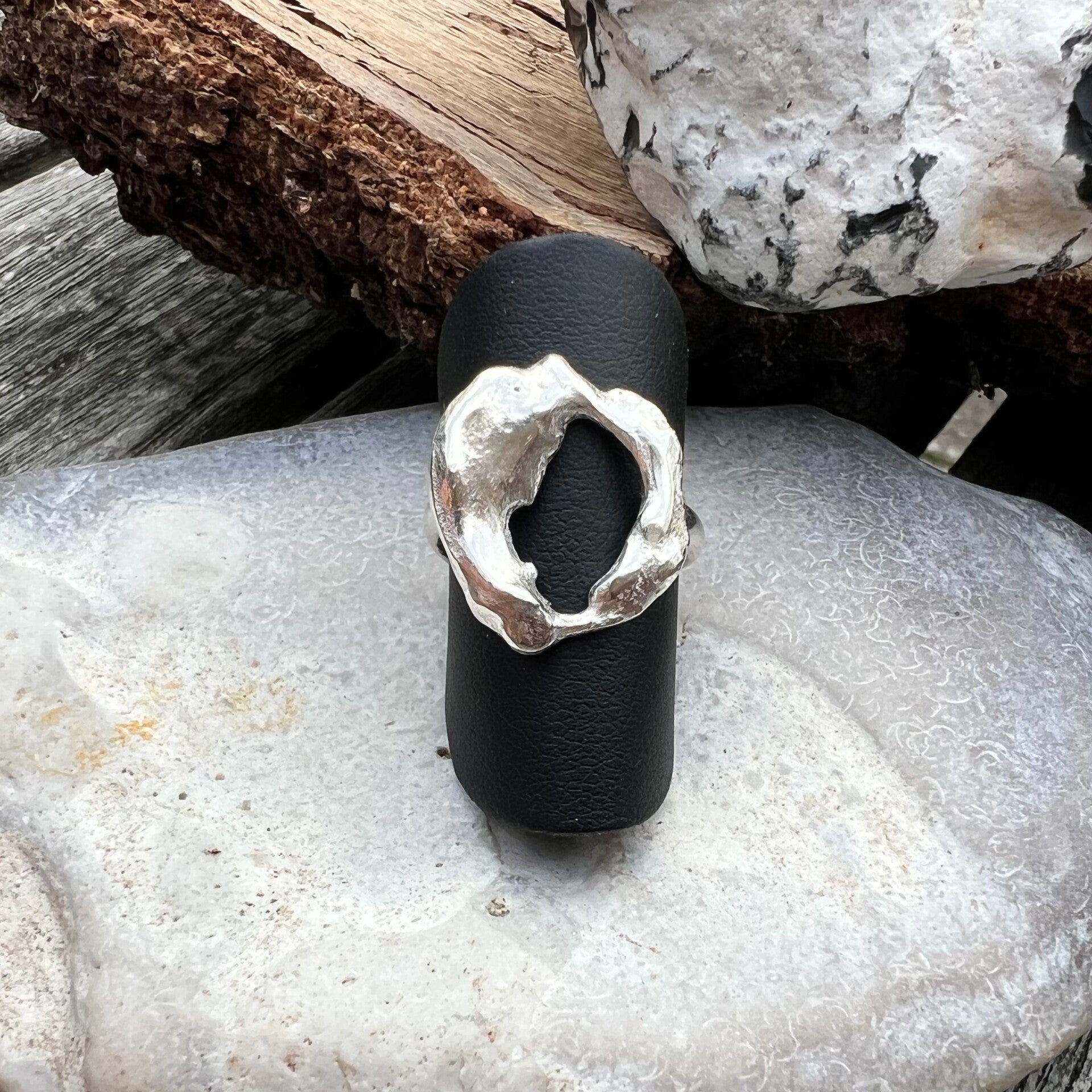 Wildcrafted - Urkraft Frej Unik håndlavet sølvring