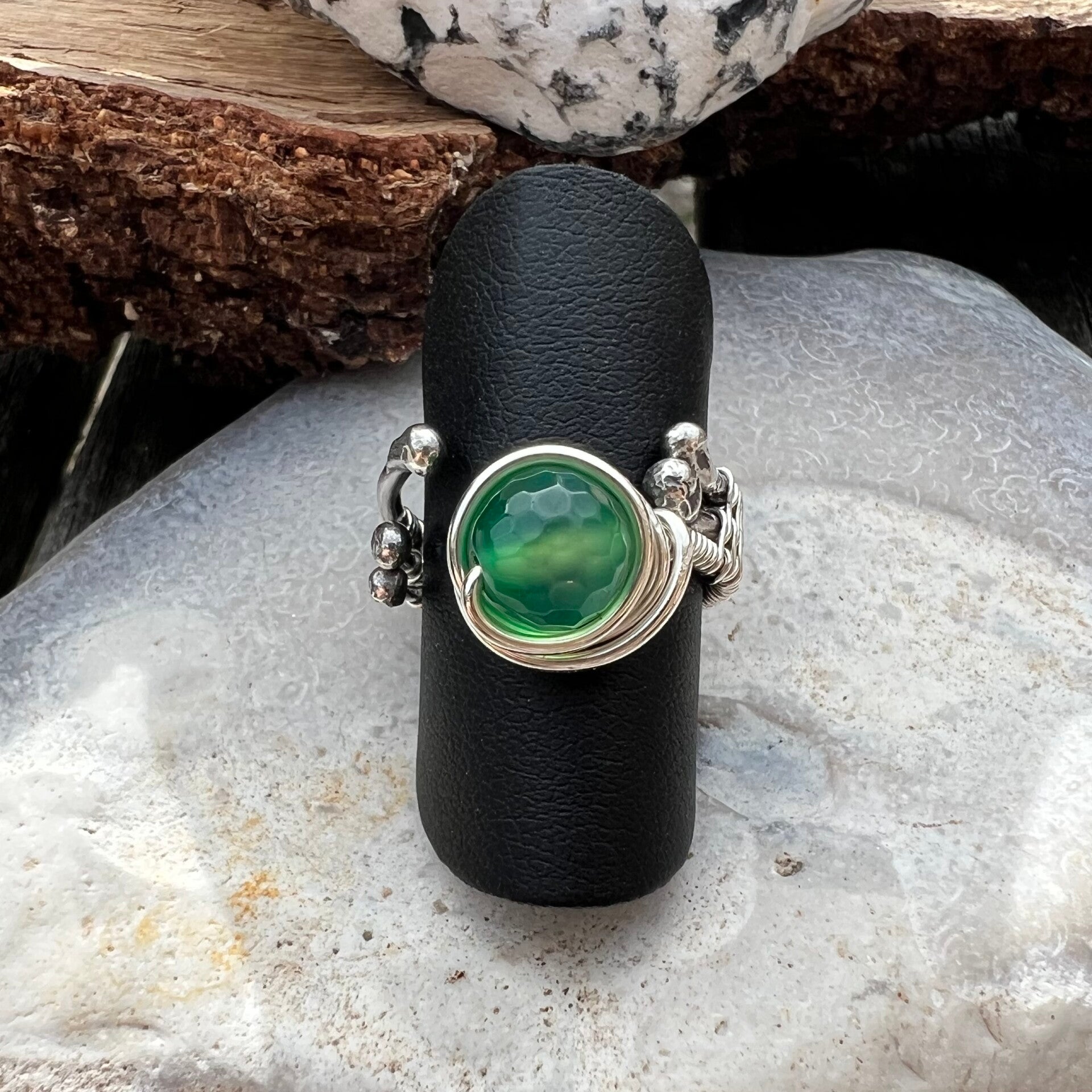 Earthweave - Eria Unik håndlavet ring Sølv & Jade