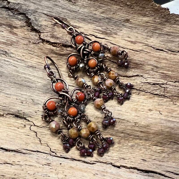 Unike håndlavet øreringe Med Koral | Chandelier - Høstkløver