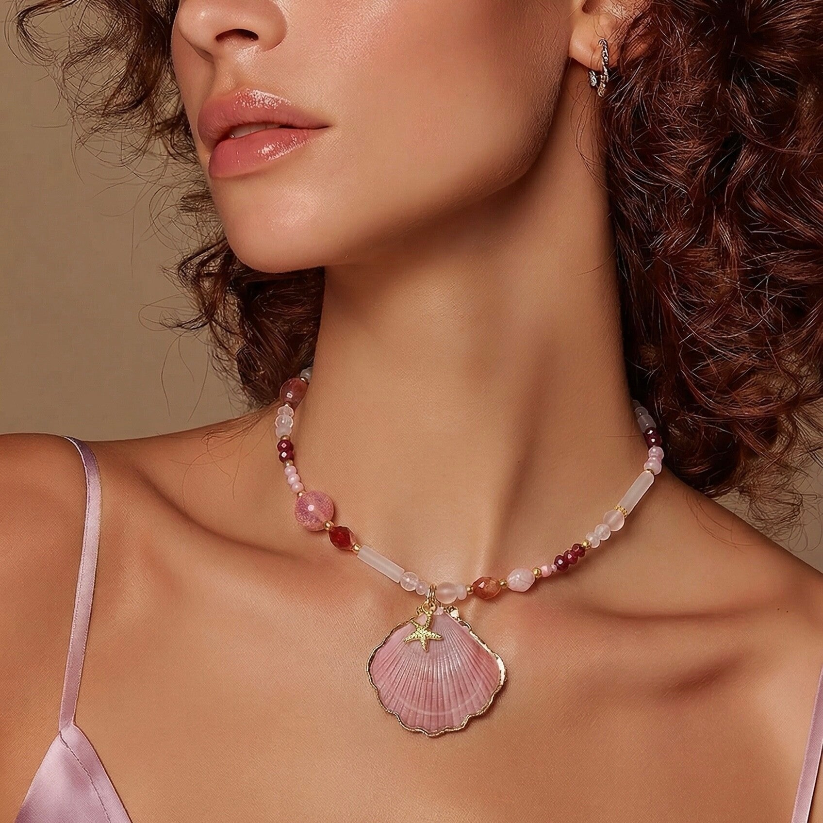 Håndlavet Unika forgyldt halskæde med musling, søstjerne og Pink Shell – Havrose