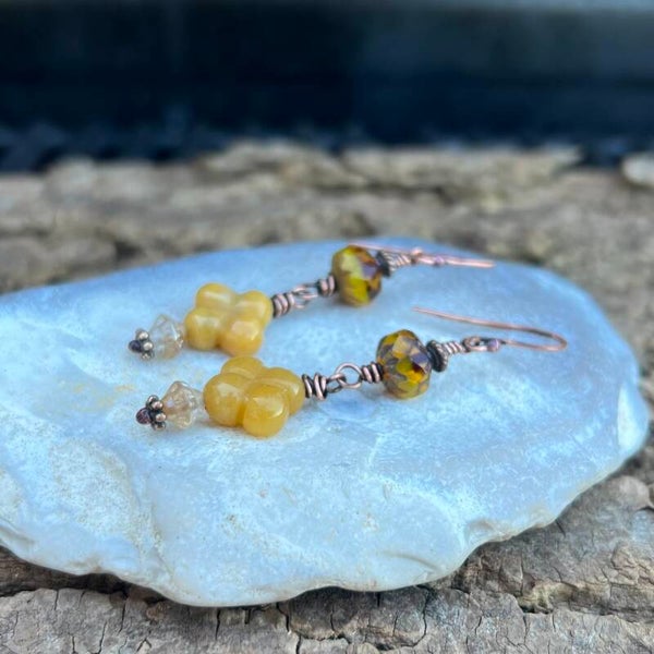 Unik håndlavet øreringe | Nature Spirit – Lykkeglimt | Topas Jade