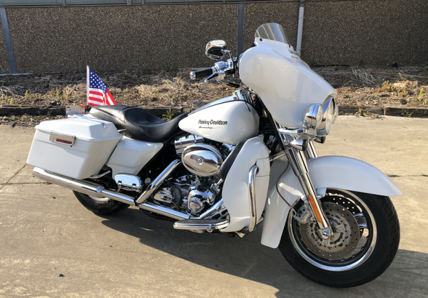 Europese Harley Davidson CVO Electra Glide (Screaming Eagle)