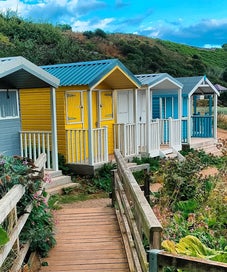 Discover unforgettable UK holidays and Lake District breaks – explore scenic national parks, cosy holiday cottages, family-friendly stays, dog-friendly getaways, and top places to visit across Cumbria and the North of England.