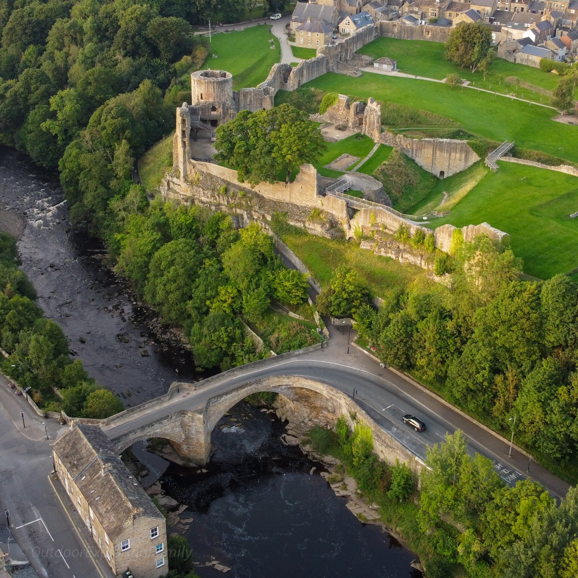 Aerial view of Barnard Castle beside the River Tees and County Bridge
