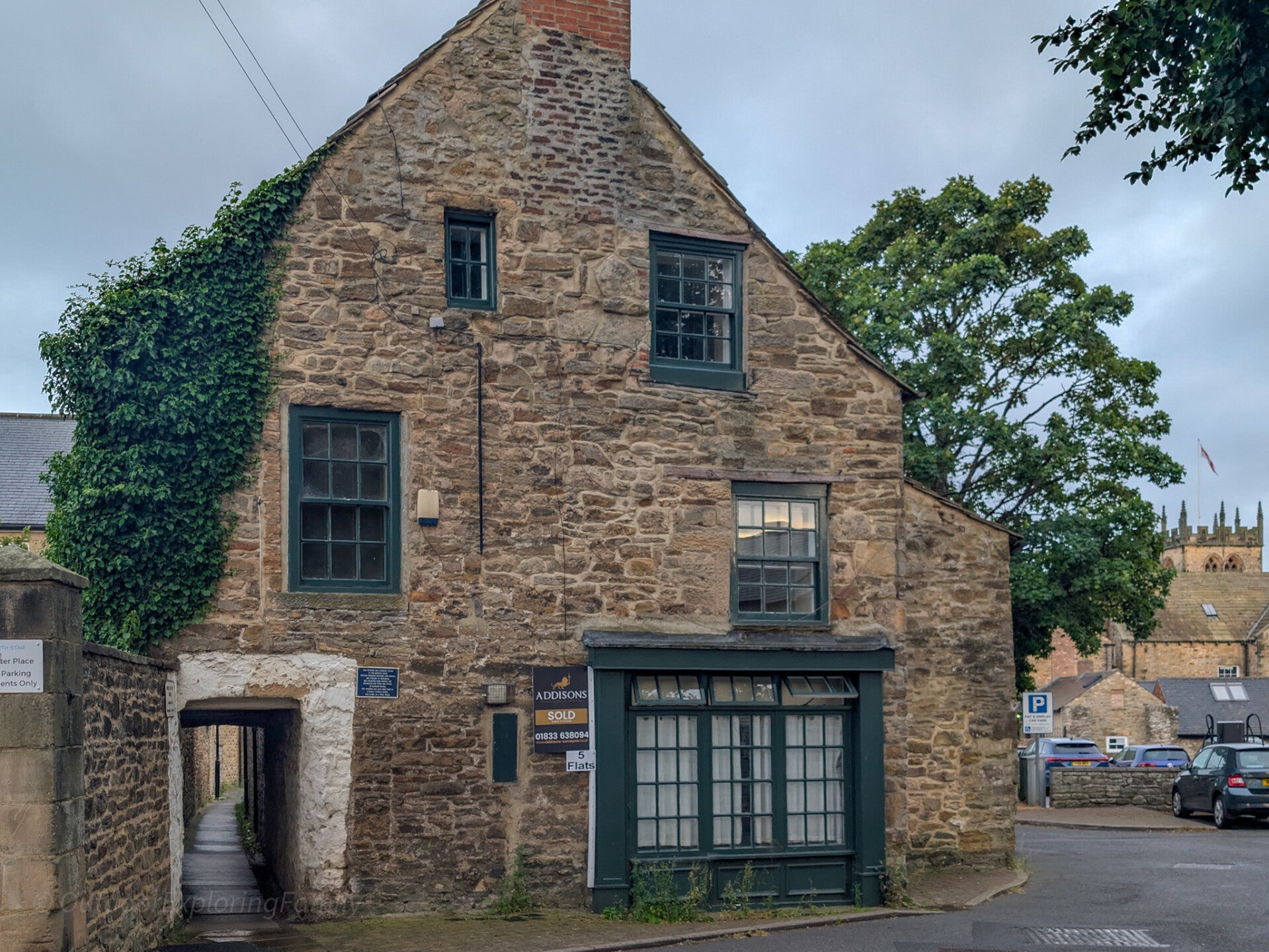 The Hole in the Wall, later known as The Meeting House, viewed from Queen Street in Barnard Castle.