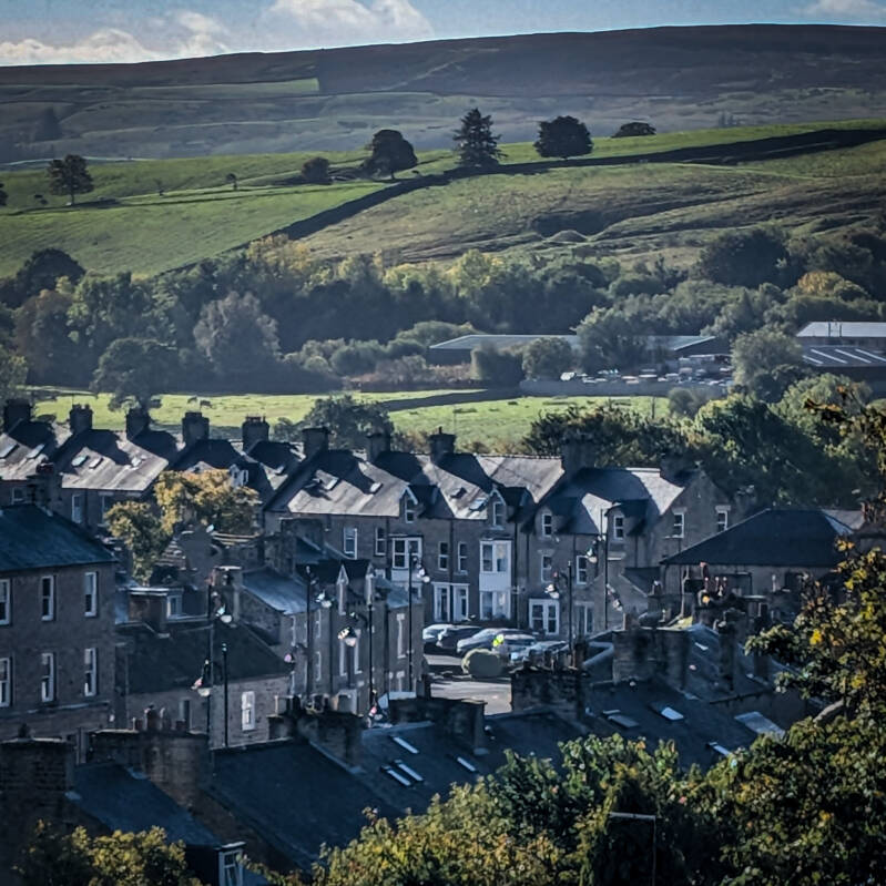 View across the rooftops of Middleton-in-Teesdale from the path climbing above Hude.