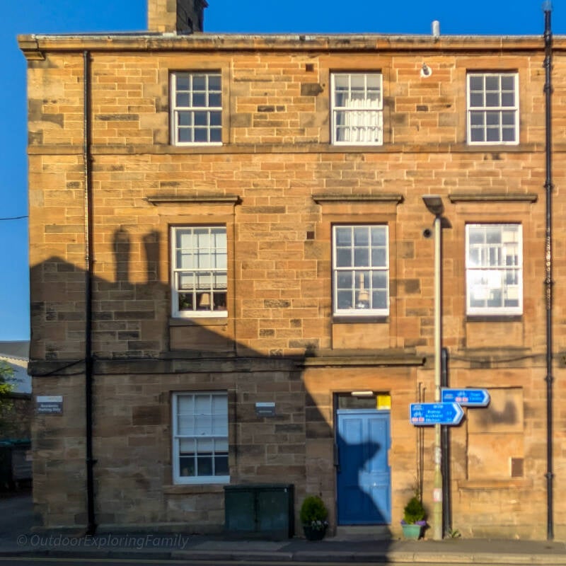 Full front view of the Grade II listed former police station and magistrates’ court on Queen Street, Barnard Castle
