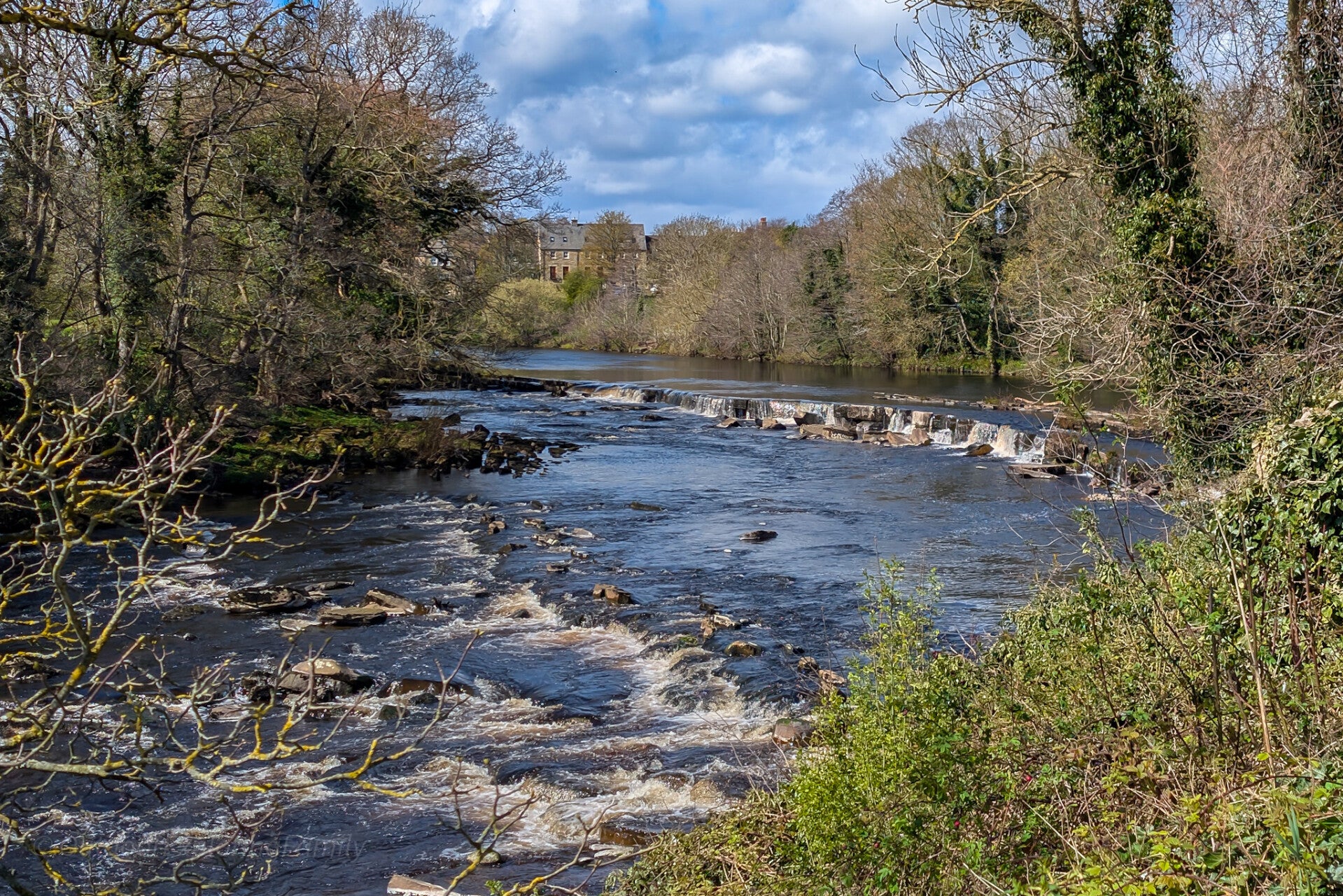 View of the River Tees weir on a scenic Barnard Castle circular walk