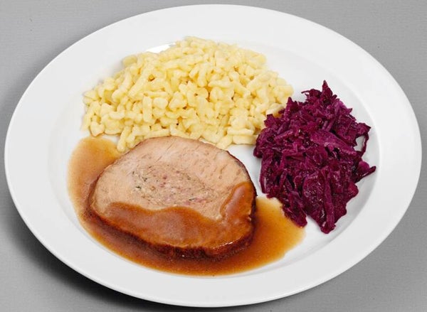 23154 Gefüllter Schweinebraten in Soße dazu Apfelrotkohl und Knöpflespätzle                     -Laktosefrei