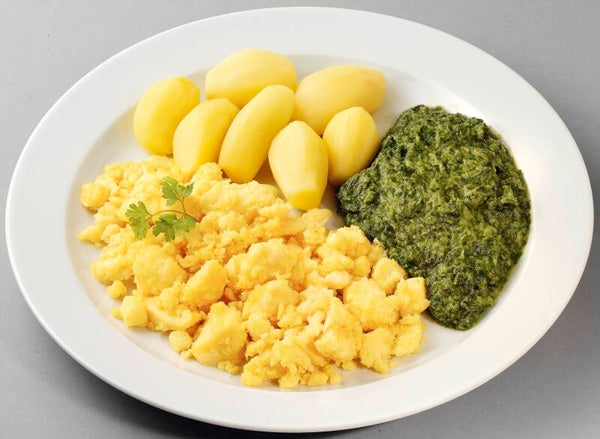 66565 Rührei mit cremigem Spinat und Salzkartoffeln