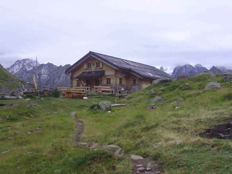 Cabane de Louvie