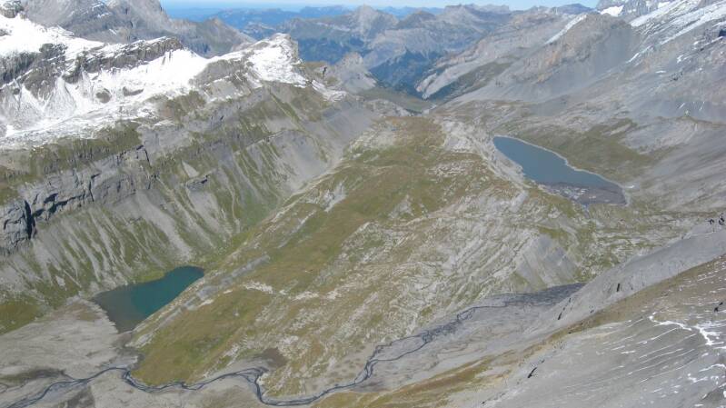 Tagestour Vom Berner Oberland über das Schwarzhorn ins Wallis