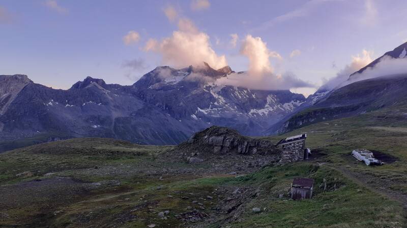 Hüttentour zwischen Glarnerland und Surselva von Linthal nach Sedrun