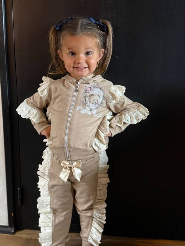 Bruin setje met beertje en steentjes