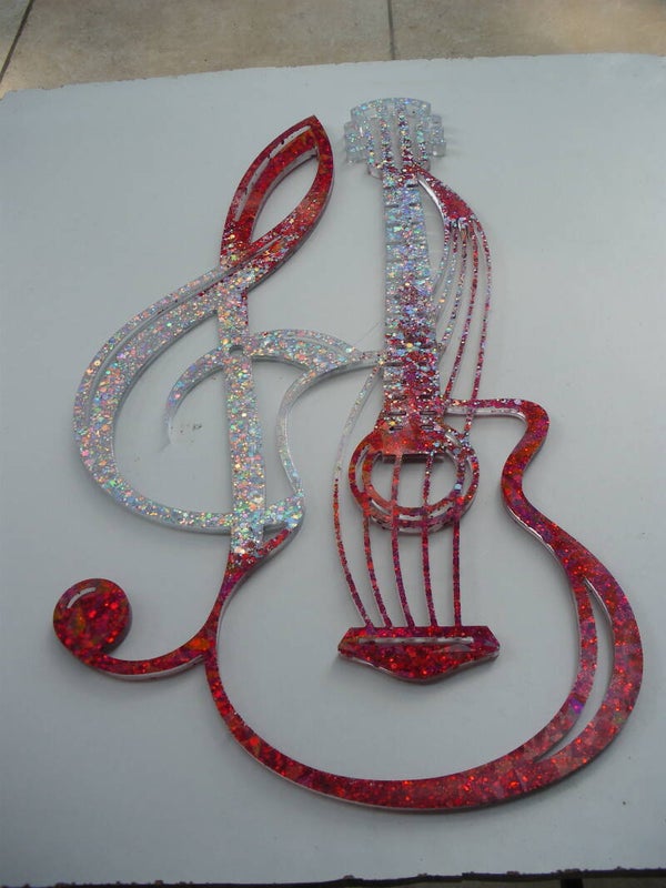 Violon et clé de sol en résine époxy