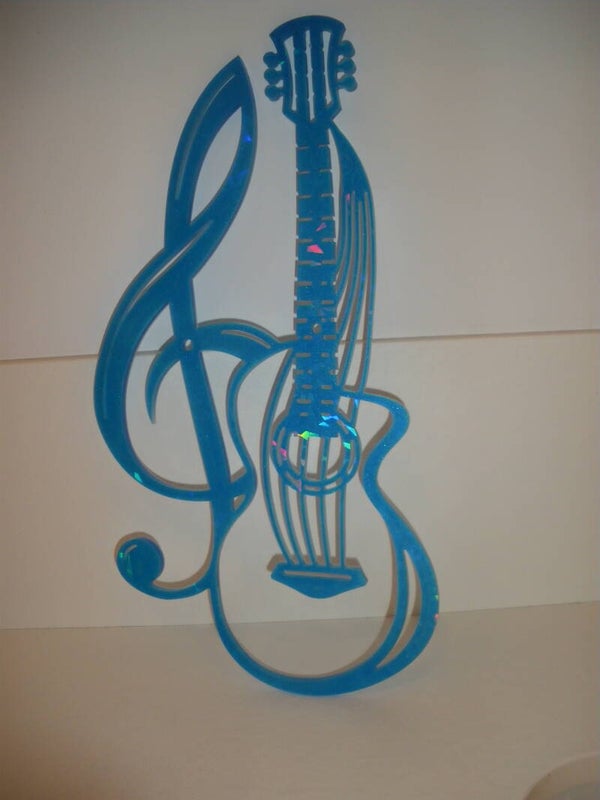 Violon et clé de sol en résine époxy