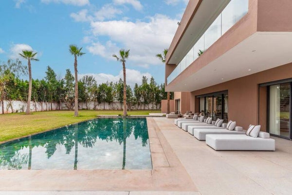 🏡 Villa de Luxe – 4 Suites