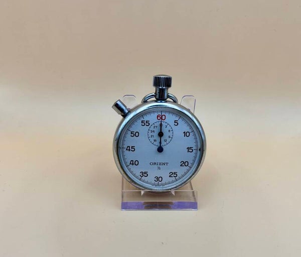 Orient stopwatch flyback