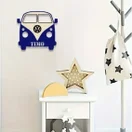 Gepersonaliseerde houten wanddecoratie van een Volkswagenbus, leuk voor in de kinderkamer