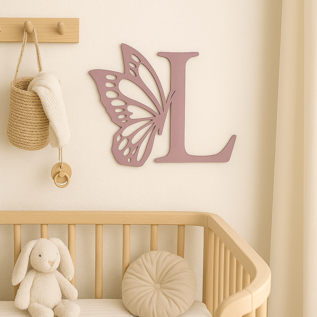Houten letters vlinder | Wanddecoratie kinderkamer