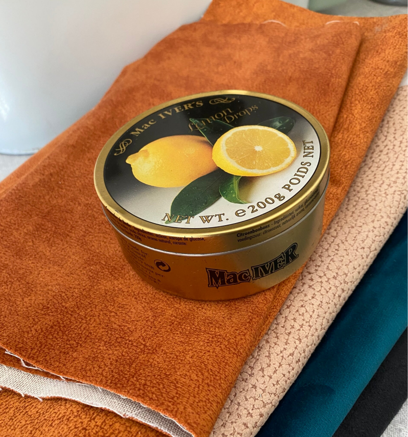 ritagli di stoffa, riuso, economia circolare