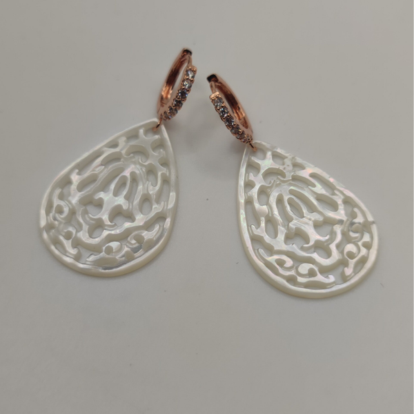 Tropfen aus Perlmutt