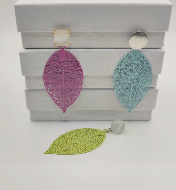 Blatt aus Metall, in 16 Farben erhältlich