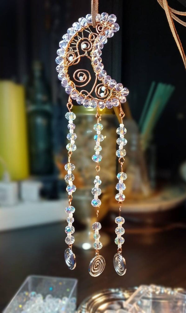 🌙 “Lunar Whisper” – Enchanted Suncatcher of Light & Dreams