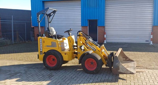 Minishovel Knikmops 130