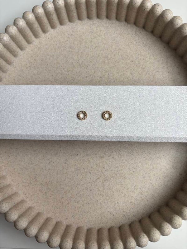 Studs Rond