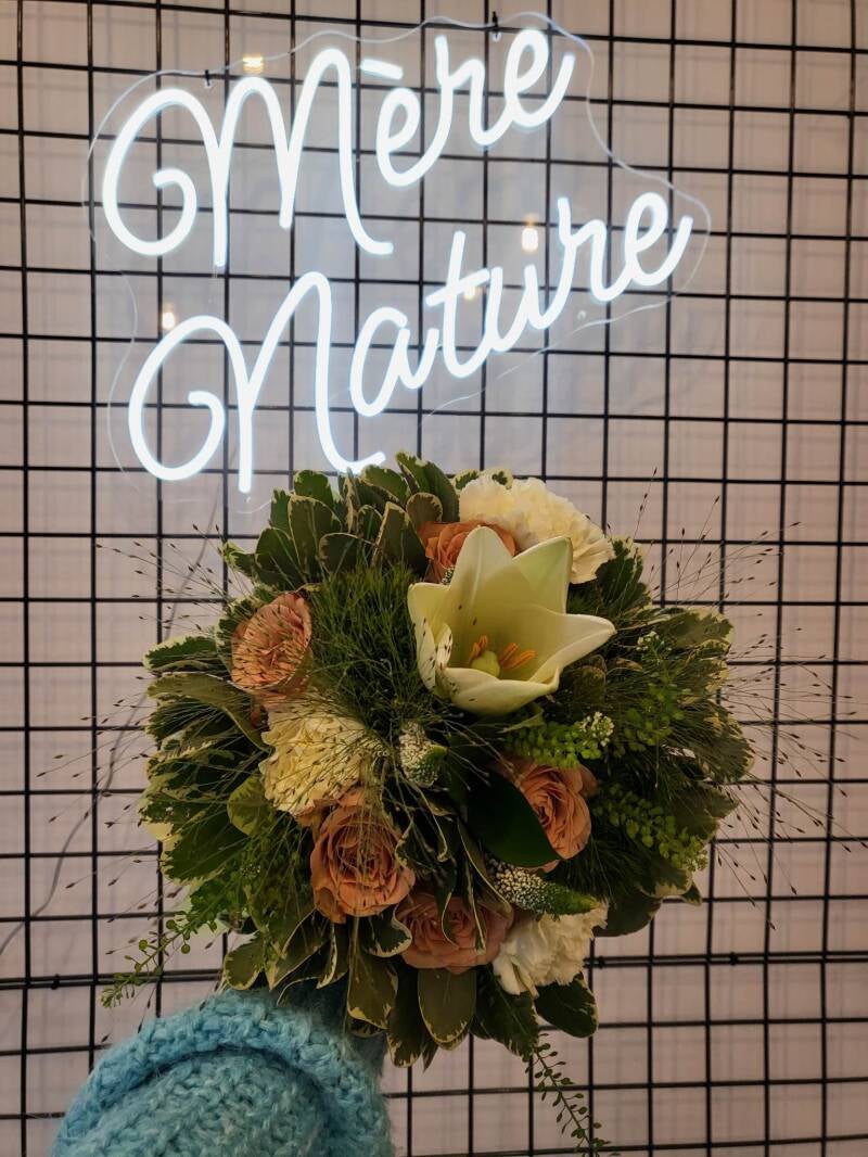 Bouquet roses lys veronique oeillet greentrick MèreNature mariage romantique
