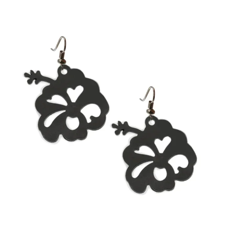 🌺 Boucles d’oreilles hibiscus noires – Bijou floral élégant pour femme