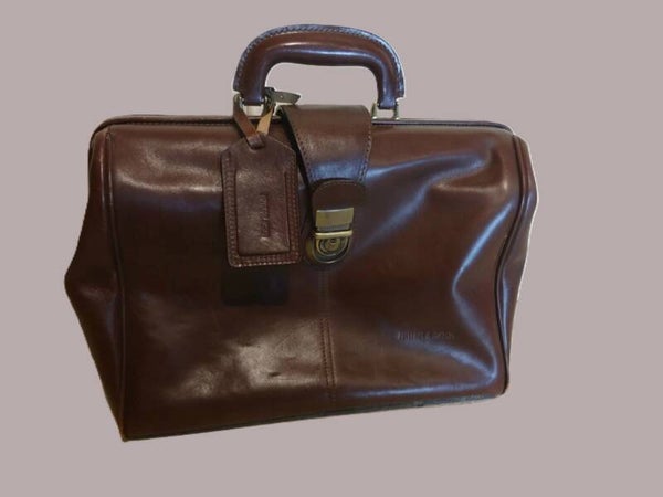 S1339 : Cartable cuir Arthur et Aston