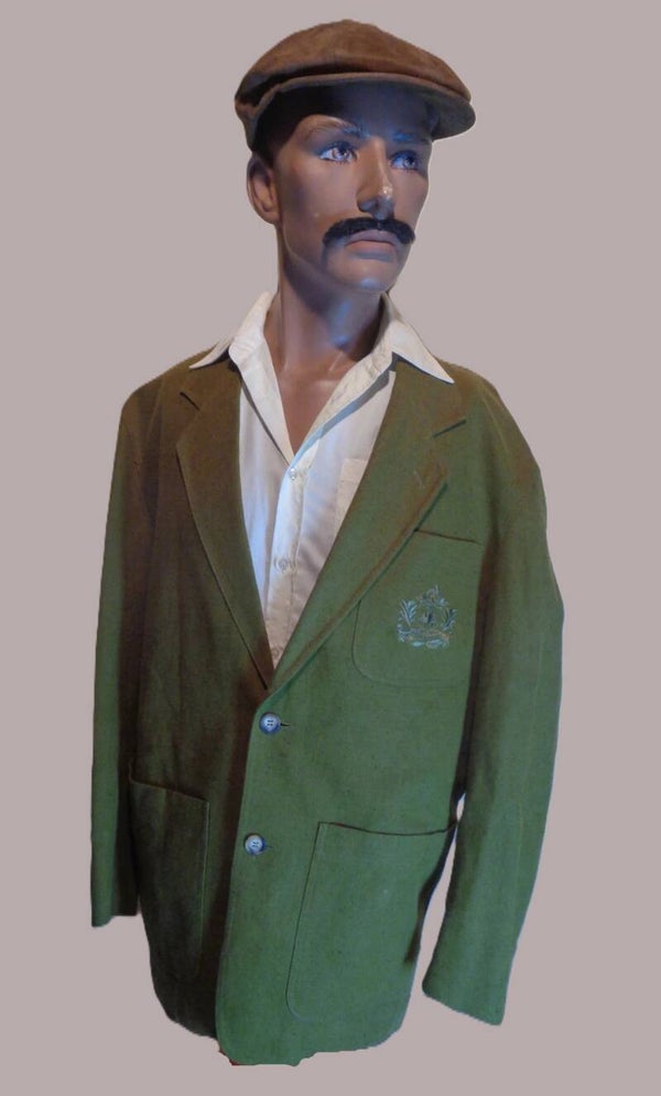 H676 : Veste Cacharel T.XL