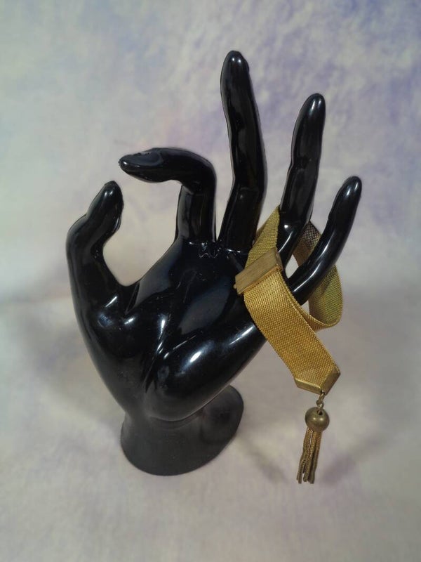 PA796 : Bracelet à pompon