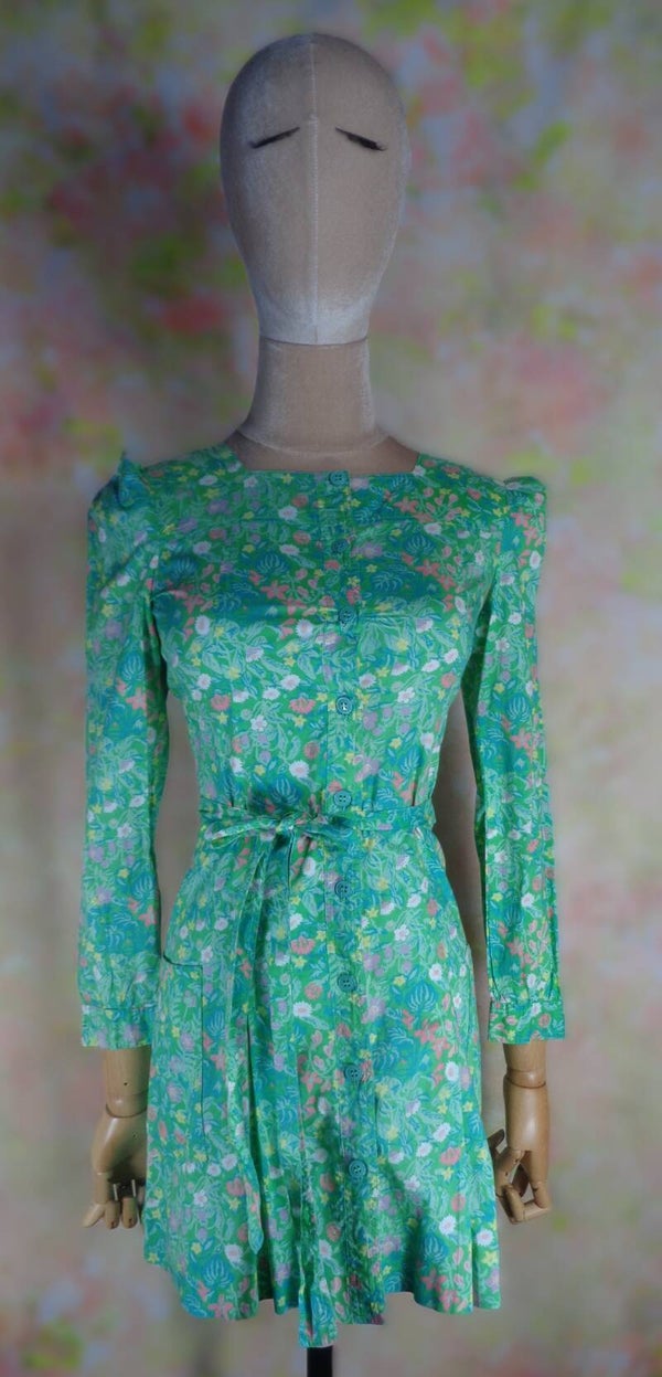 PA035 : Robe Cacharel T.34