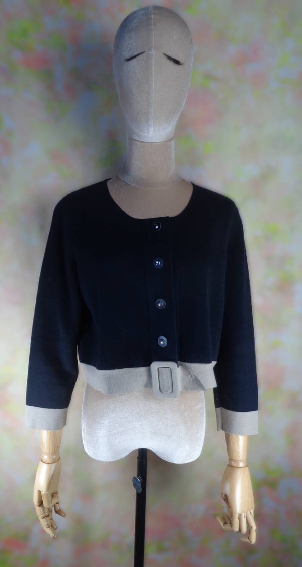 PA385 : Cardigan Paule Ka T.L