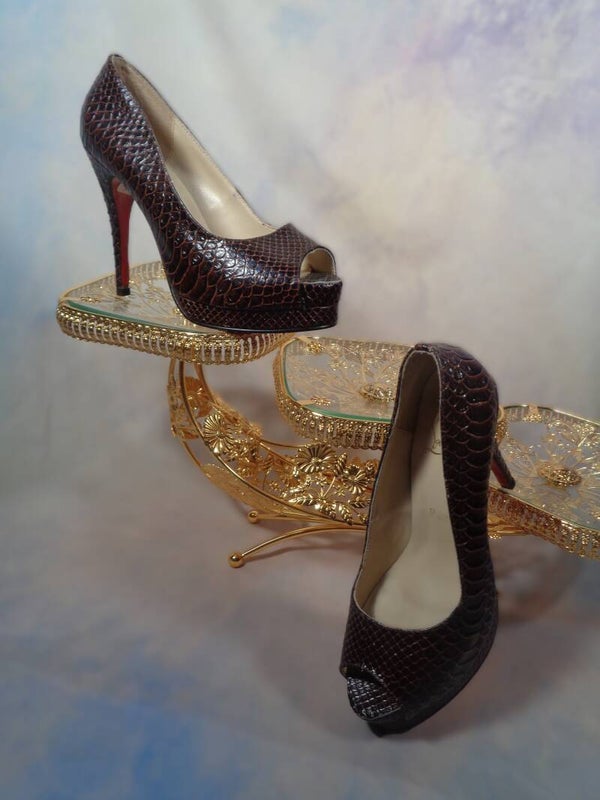 PA511 : Plateformes Louboutin P.37