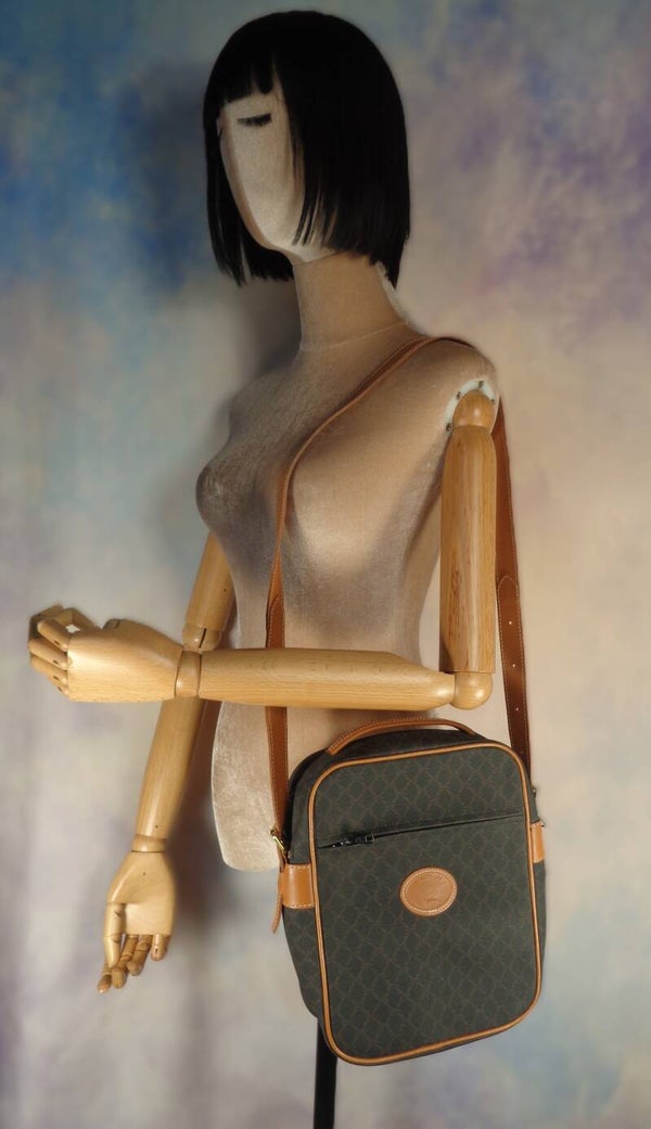 DA169 : Pochette Lonchamp