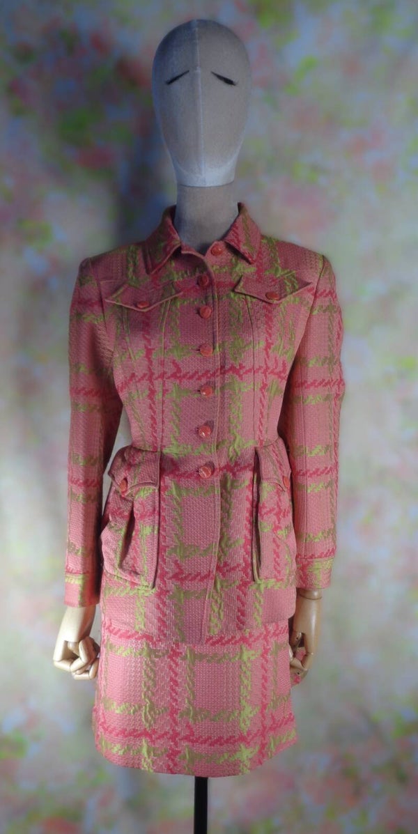 PA330 : Ensemble Christian Lacroix T.38