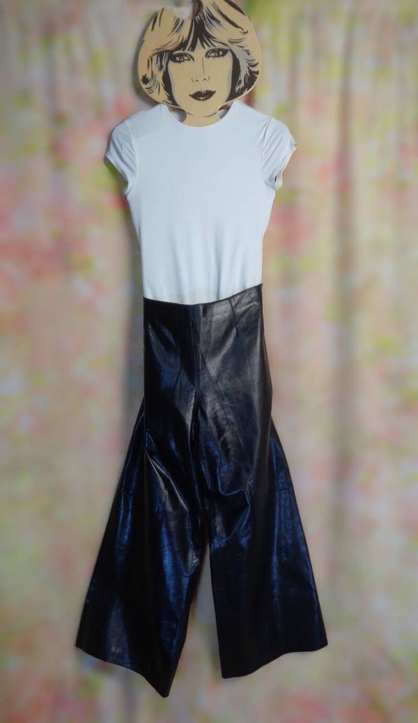 PA1299 : Jupe culotte Agneau T.38