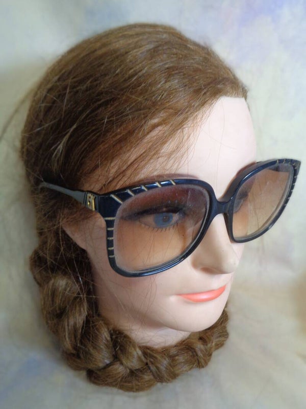 PA2117 : Lunettes Emmanuelle Khan