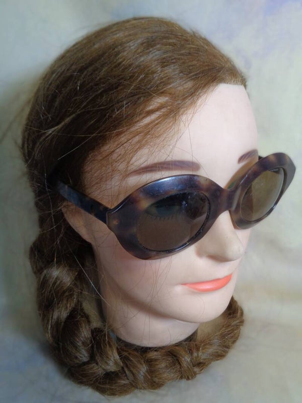 PA2119 : Lunettes Valentino