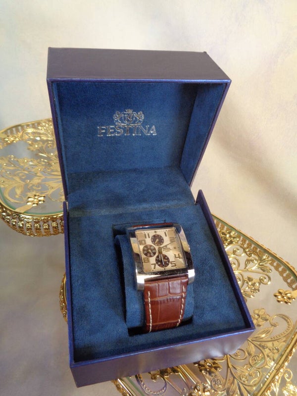 PA1305 : Montre Festina Retro F16235