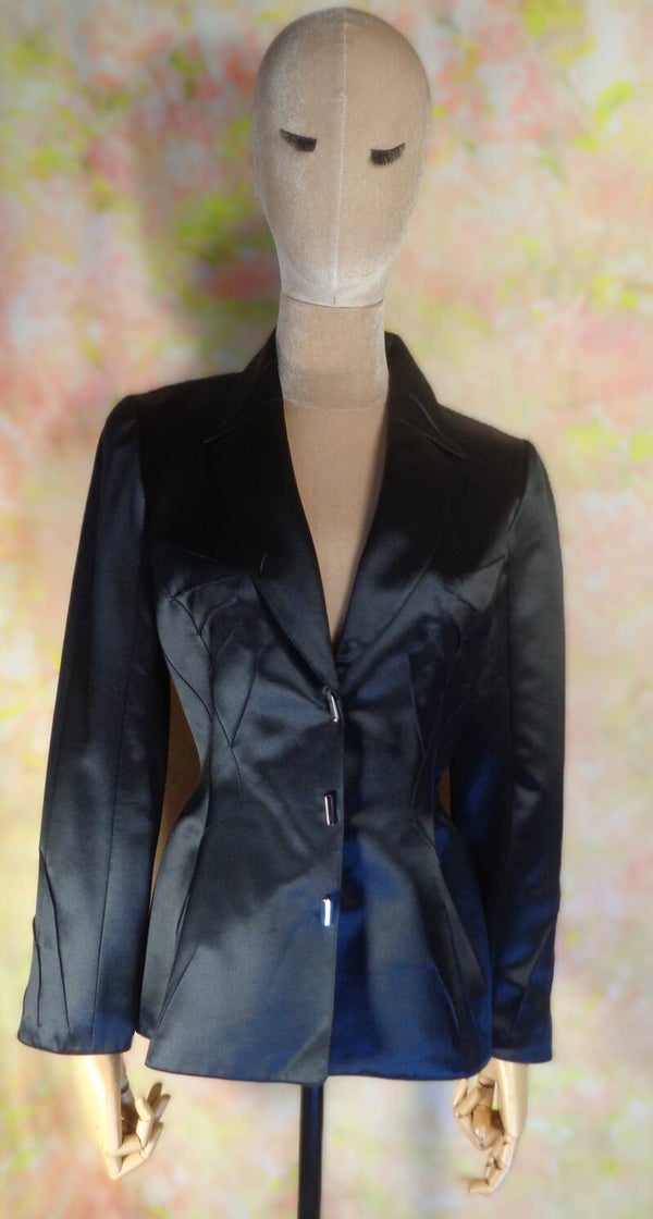 DA315 : Veste Thierry Mugler T.40