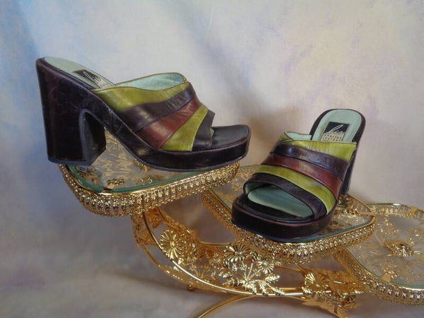 PA1302 : Mules à talons Charles Jourdan 70's P.35